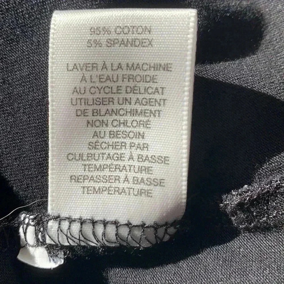 Lord & Taylor 95% cotton/5%, spandex, 3/4 sleeve, fitted black, long T-shirt - Picture 5 of 6